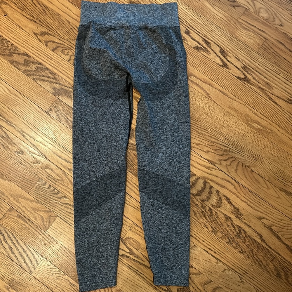 Pink Victoria Secret Active Leggings - Picture 4 of 4